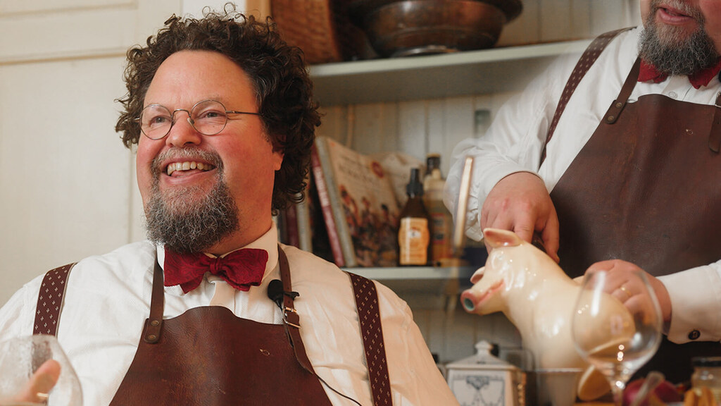 Edward lom blandas mumma i en gris