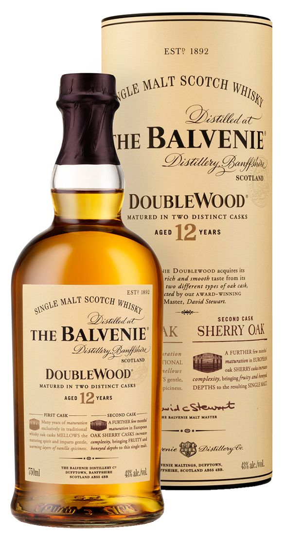 En flaska whiskey och behållare med rubriken Balvenie Doublewood 12 years old.