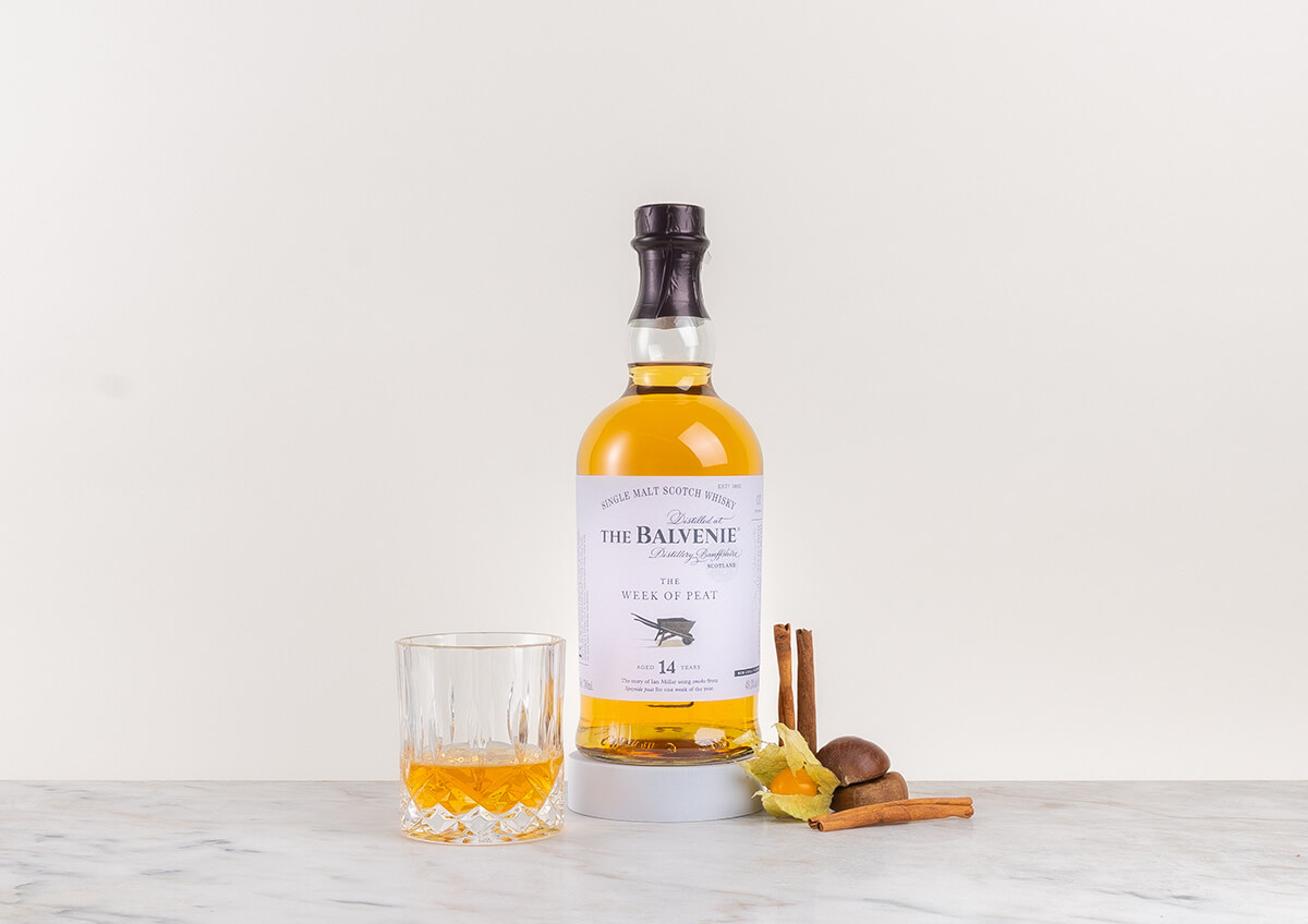 en flaska balvenie och rökigt variant