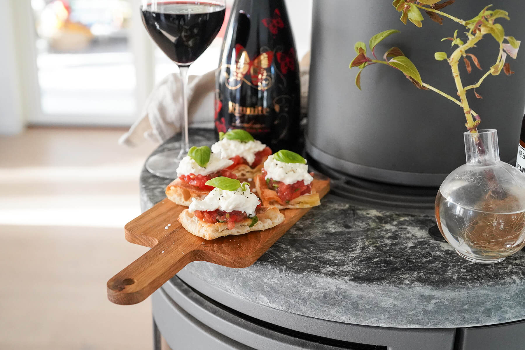 små mackor med mozzarella