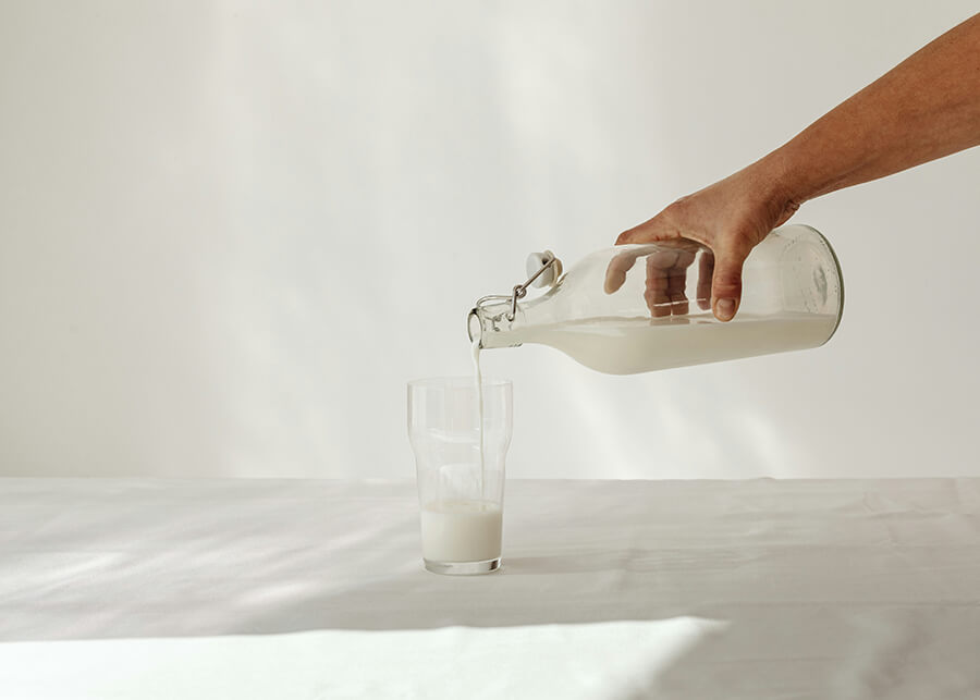 ett glas mjölk o kanna