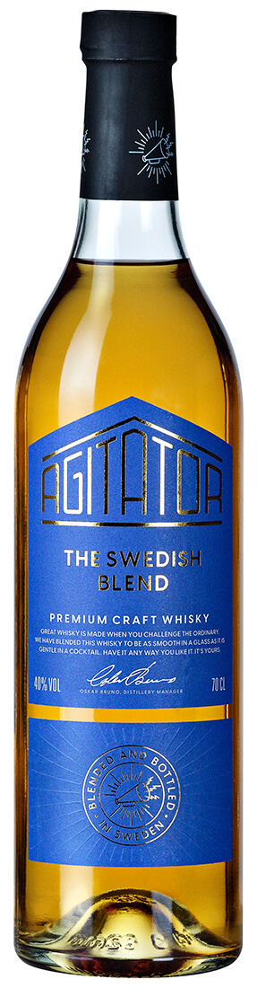 en flaska whisky med blå etikett svensk agitator