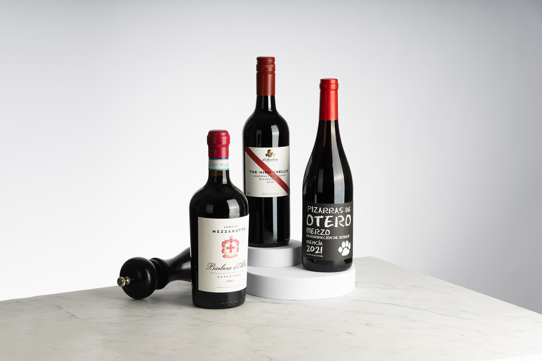 tre röda grillviner